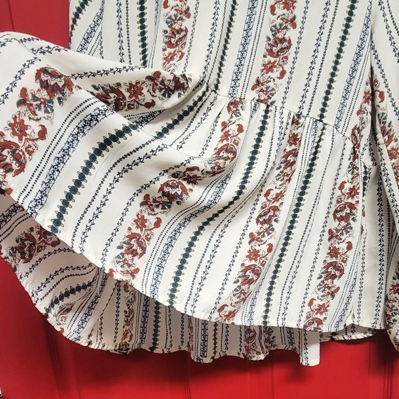 Altar'd State Boho Floral Flowing Blouse - Picture 4 of 16